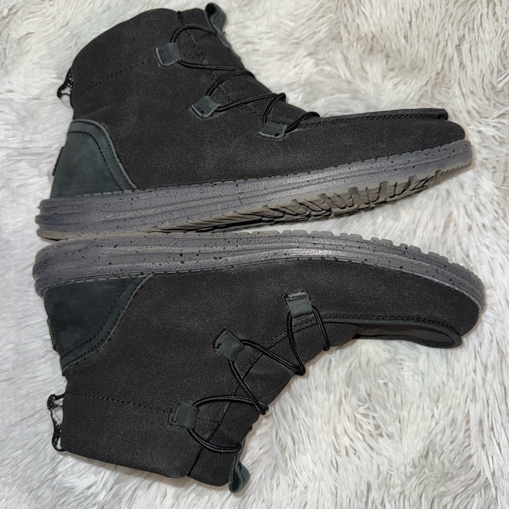 Hey Dudes Suede Boots - Picture 4 of 6